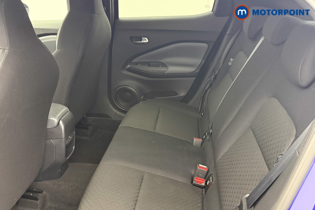 Nissan Juke N-Connecta Automatic Petrol SUV - Stock Number (1586086) - 20th supplementary image