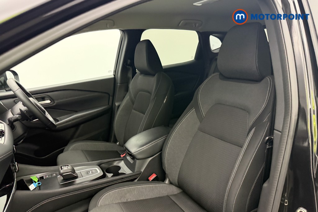 Nissan Qashqai N-Connecta Automatic Petrol SUV - Stock Number (1586102) - 2nd supplementary image