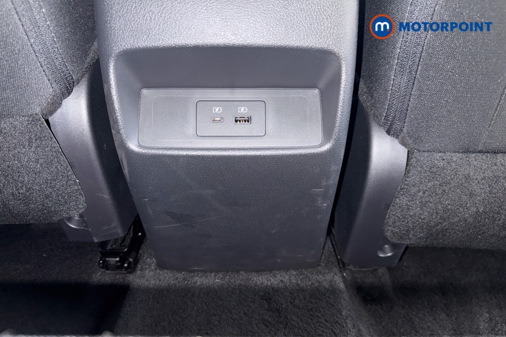 Nissan Qashqai N-Connecta Automatic Petrol SUV - Stock Number (1586102) - 14th supplementary image