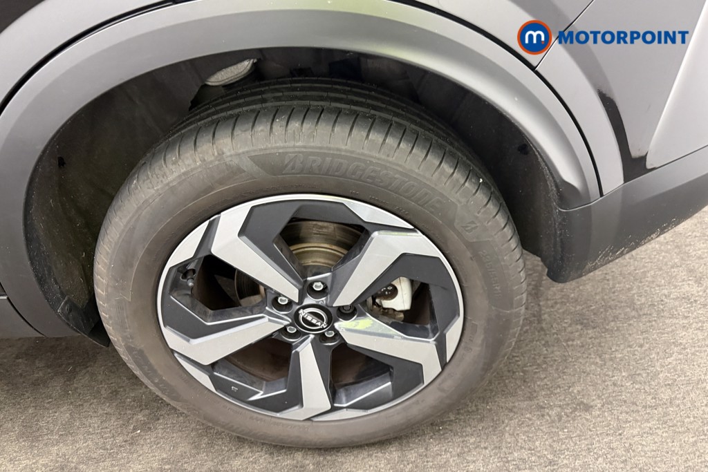 Nissan Qashqai N-Connecta Automatic Petrol SUV - Stock Number (1586102) - 31st supplementary image
