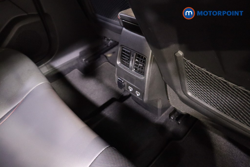 Renault Arkana R.S. Line Automatic Petrol-Electric Hybrid SUV - Stock Number (1586153) - 17th supplementary image