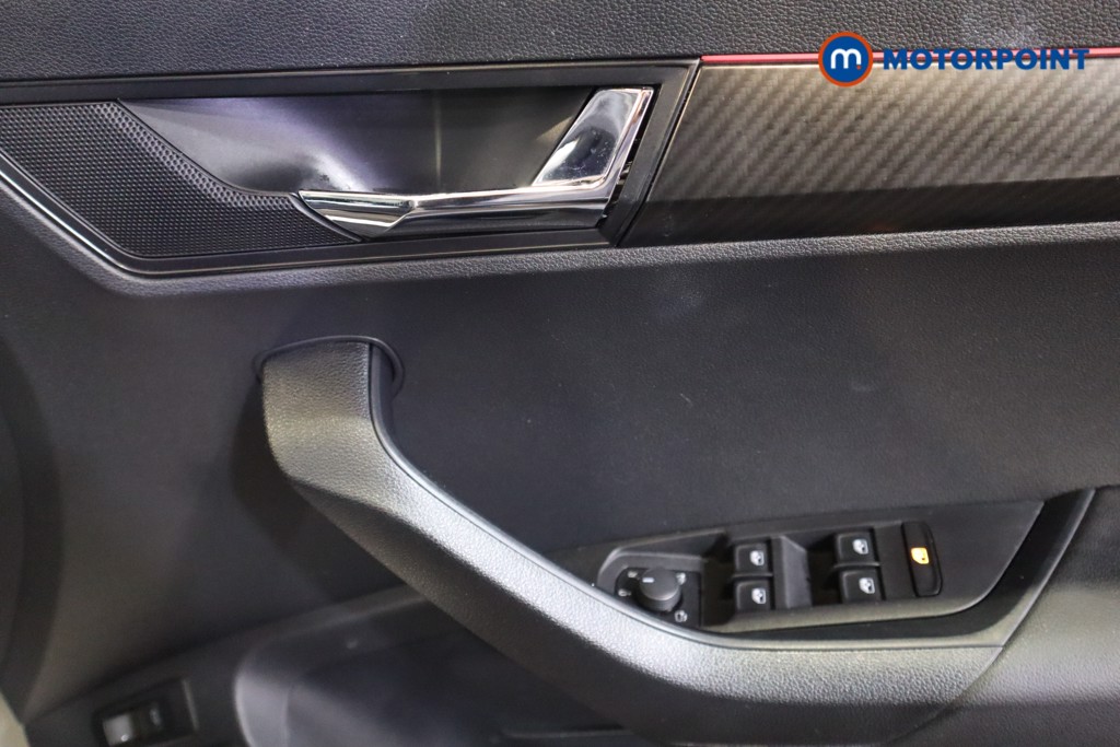 Skoda Karoq Sport Line Automatic Petrol SUV - Stock Number (1586333) - 10th supplementary image