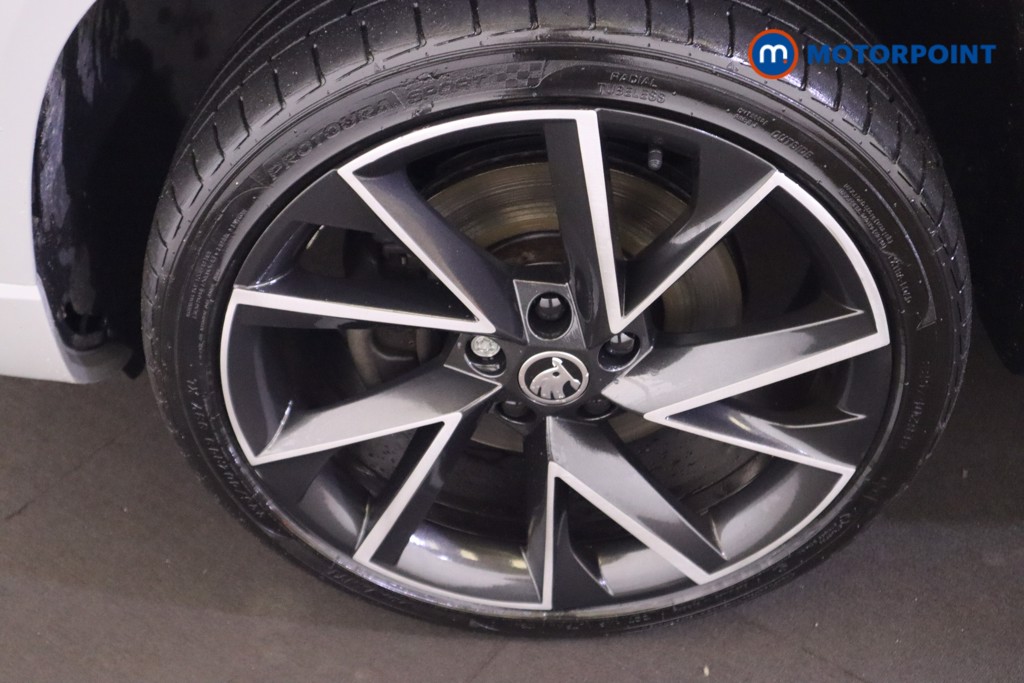 Skoda Karoq Sport Line Automatic Petrol SUV - Stock Number (1586333) - 24th supplementary image