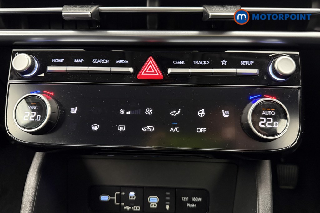 Hyundai Tucson Premium Manual Petrol SUV - Stock Number (1586371) - 16th supplementary image