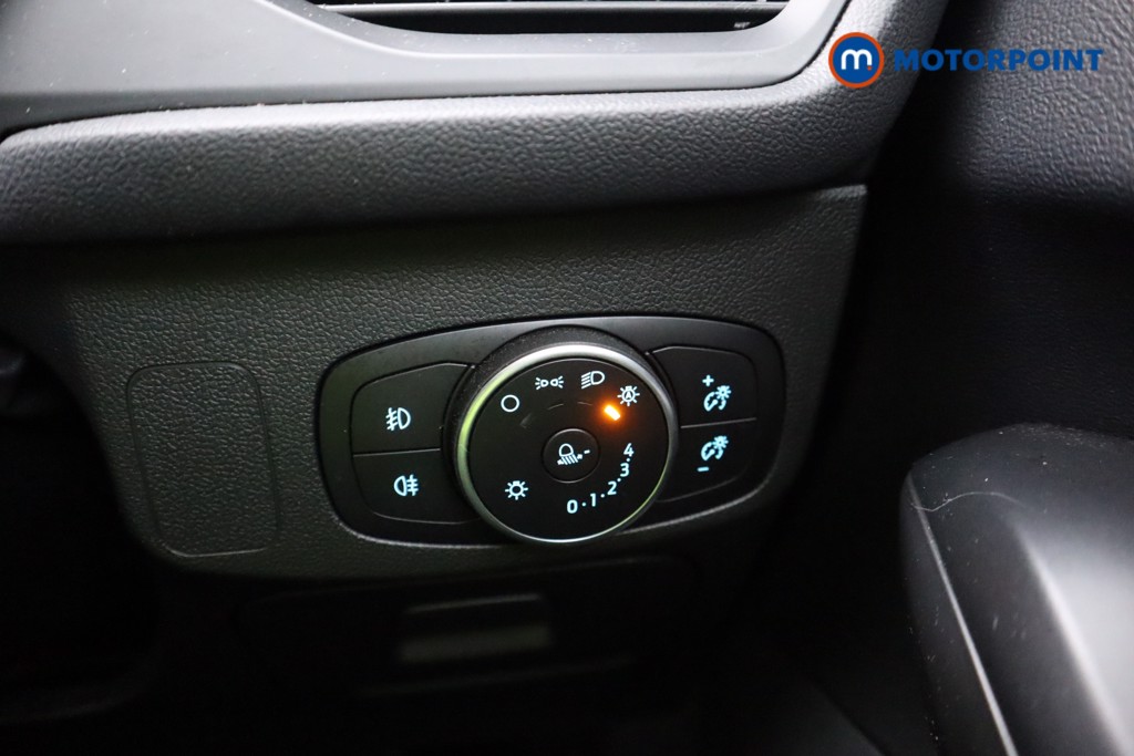 Ford Focus Active X Manual Petrol Hatchback - Stock Number (1586403) - 8th supplementary image
