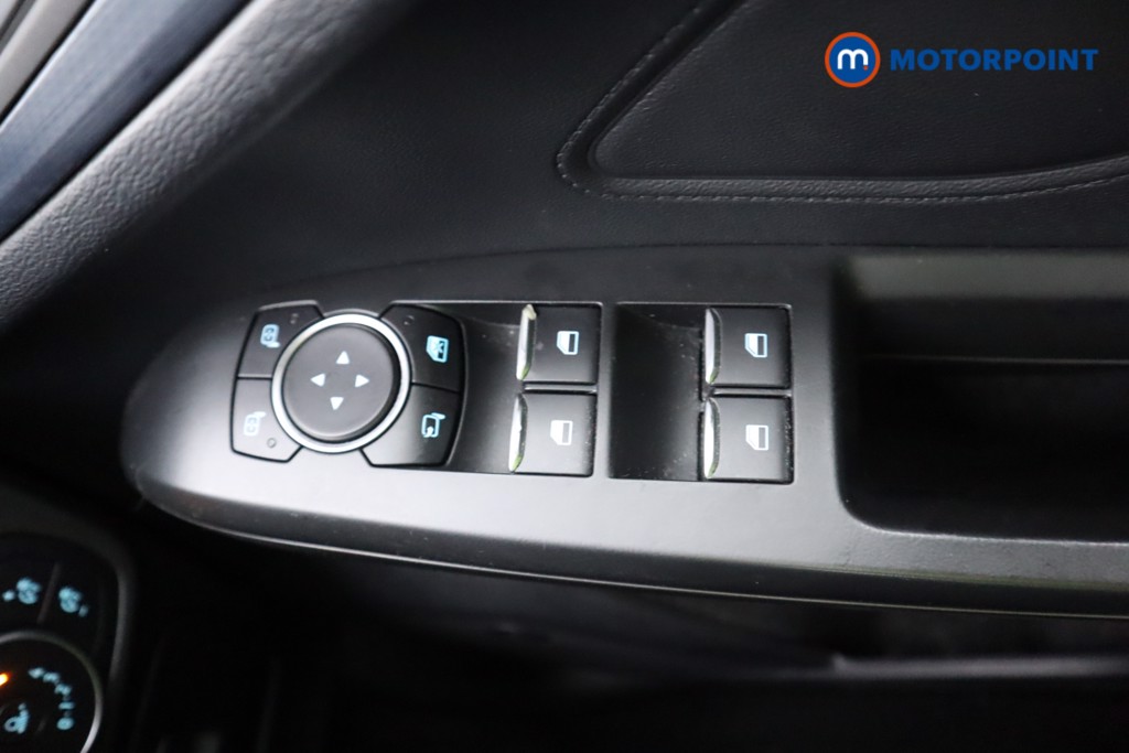 Ford Focus Active X Manual Petrol Hatchback - Stock Number (1586403) - 10th supplementary image