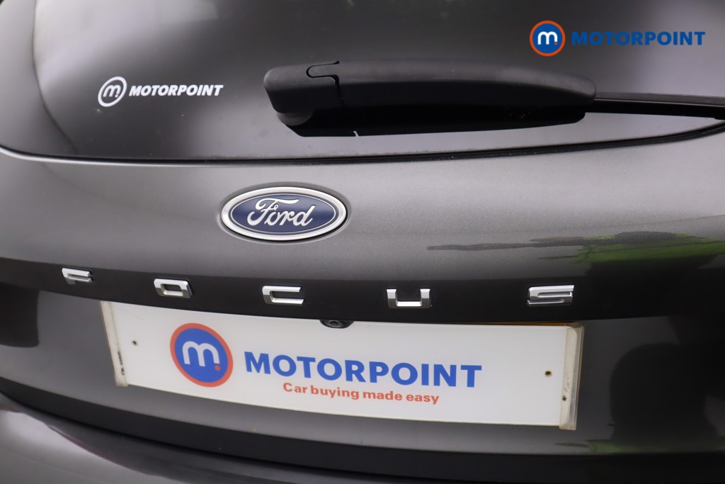 Ford Focus Active X Manual Petrol Hatchback - Stock Number (1586403) - 21st supplementary image