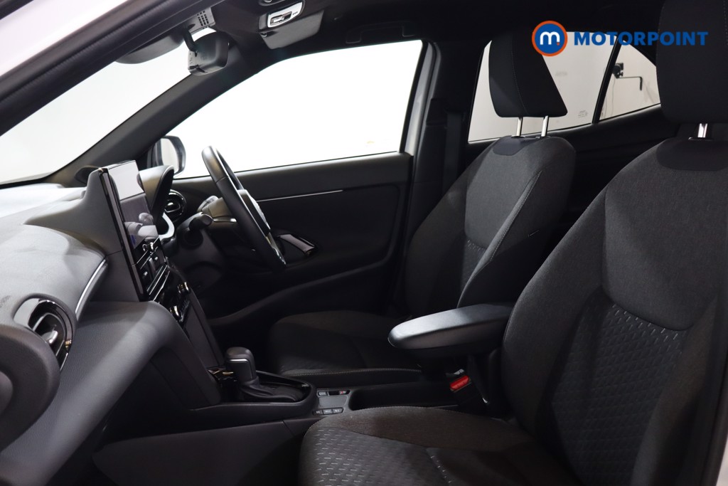 Toyota Yaris Cross Design Automatic Petrol-Electric Hybrid Estate - Stock Number (1586432) - 21st supplementary image