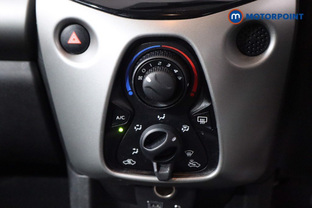 Toyota Aygo X-Play Manual Petrol Hatchback - Stock Number (1586528) - 17th supplementary image