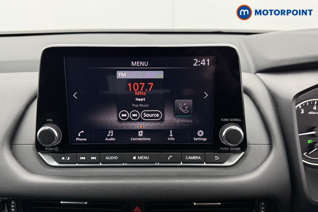 Nissan Qashqai Acenta Premium Automatic Petrol SUV - Stock Number (1586706) - 6th supplementary image