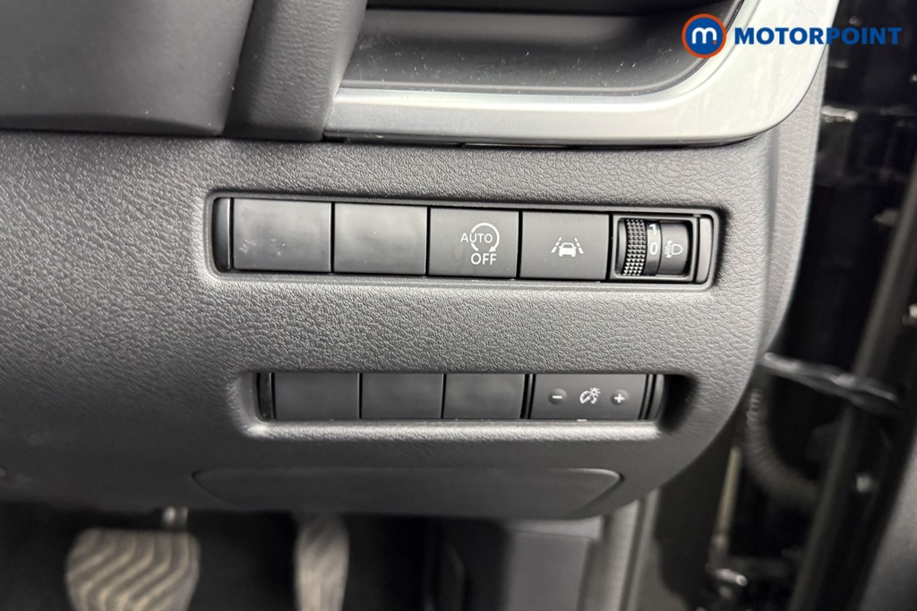 Nissan Qashqai Acenta Premium Automatic Petrol SUV - Stock Number (1586706) - 13th supplementary image