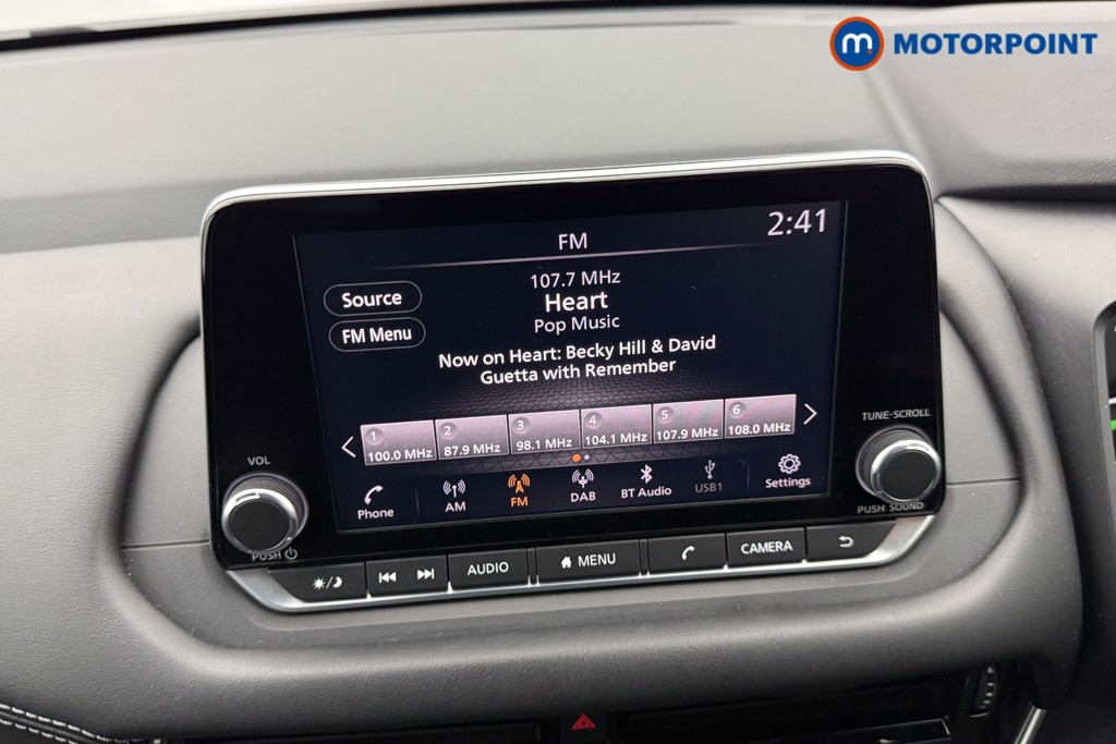 Nissan Qashqai Acenta Premium Automatic Petrol SUV - Stock Number (1586706) - 1st supplementary image