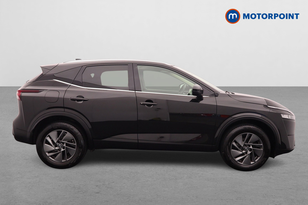 Nissan Qashqai Acenta Premium Automatic Petrol SUV - Stock Number (1586706) - Drivers side