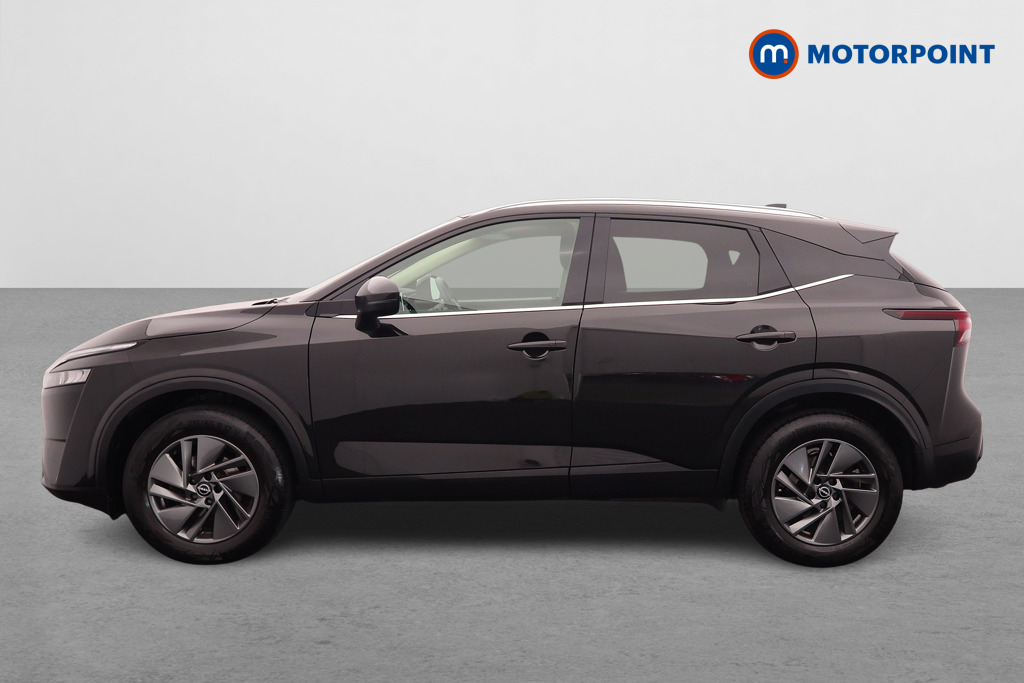 Nissan Qashqai Acenta Premium Automatic Petrol SUV - Stock Number (1586706) - Passenger side
