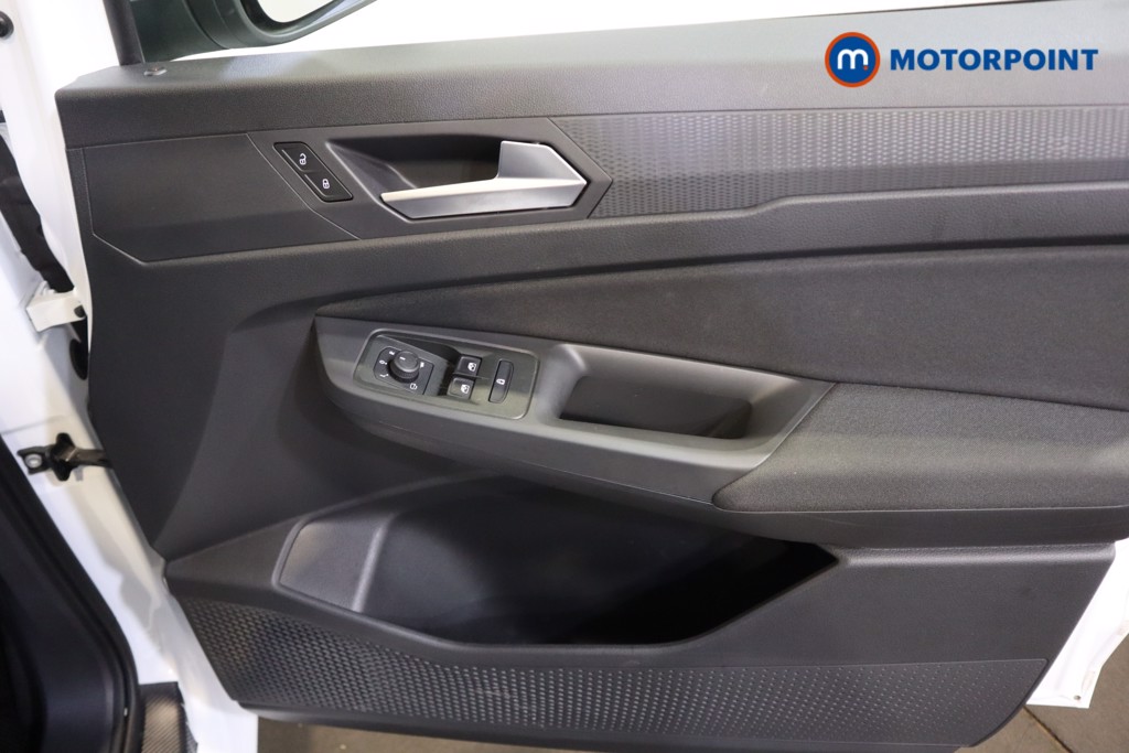 Ford Grand Tourneo Connect Titanium Automatic Petrol People Carrier - Stock Number (1586759) - 10th supplementary image