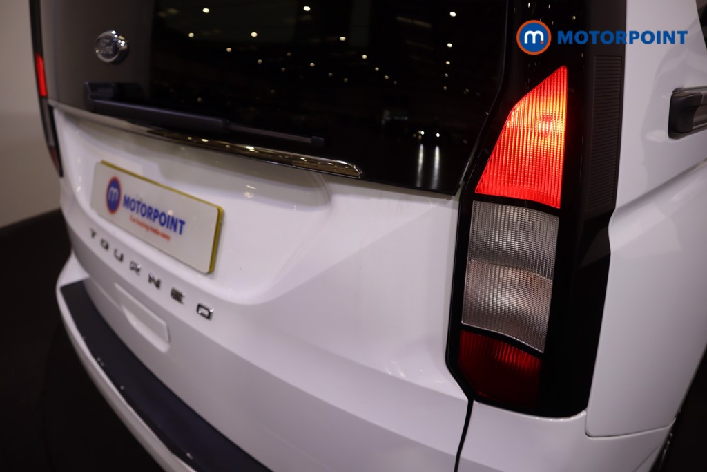 Ford Grand Tourneo Connect Titanium Automatic Petrol People Carrier - Stock Number (1586759) - 29th supplementary image