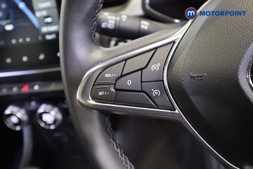 Renault Captur Techno Automatic Petrol Plug-In Hybrid SUV - Stock Number (1586801) - 14th supplementary image