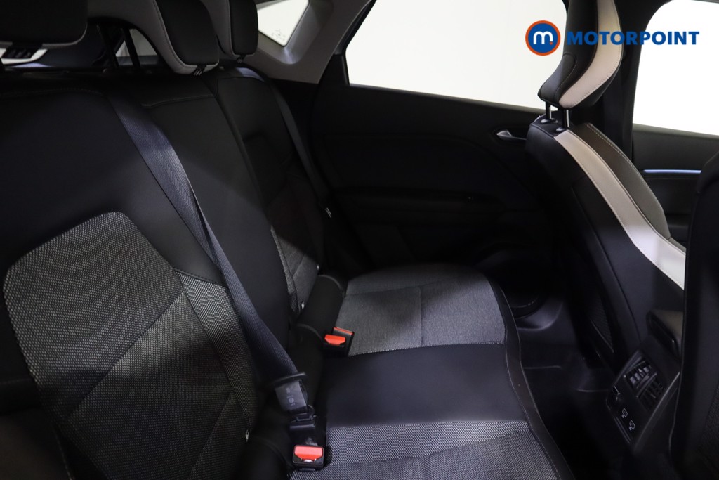 Renault Captur Techno Automatic Petrol Plug-In Hybrid SUV - Stock Number (1586801) - 17th supplementary image