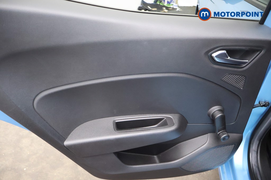 Renault Clio Iconic Manual Petrol Hatchback - Stock Number (1586895) - 25th supplementary image