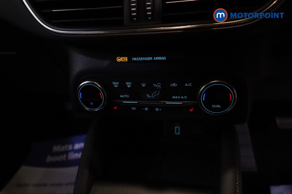 Ford Focus Titanium X Automatic Diesel Hatchback - Stock Number (1586945) - 6th supplementary image