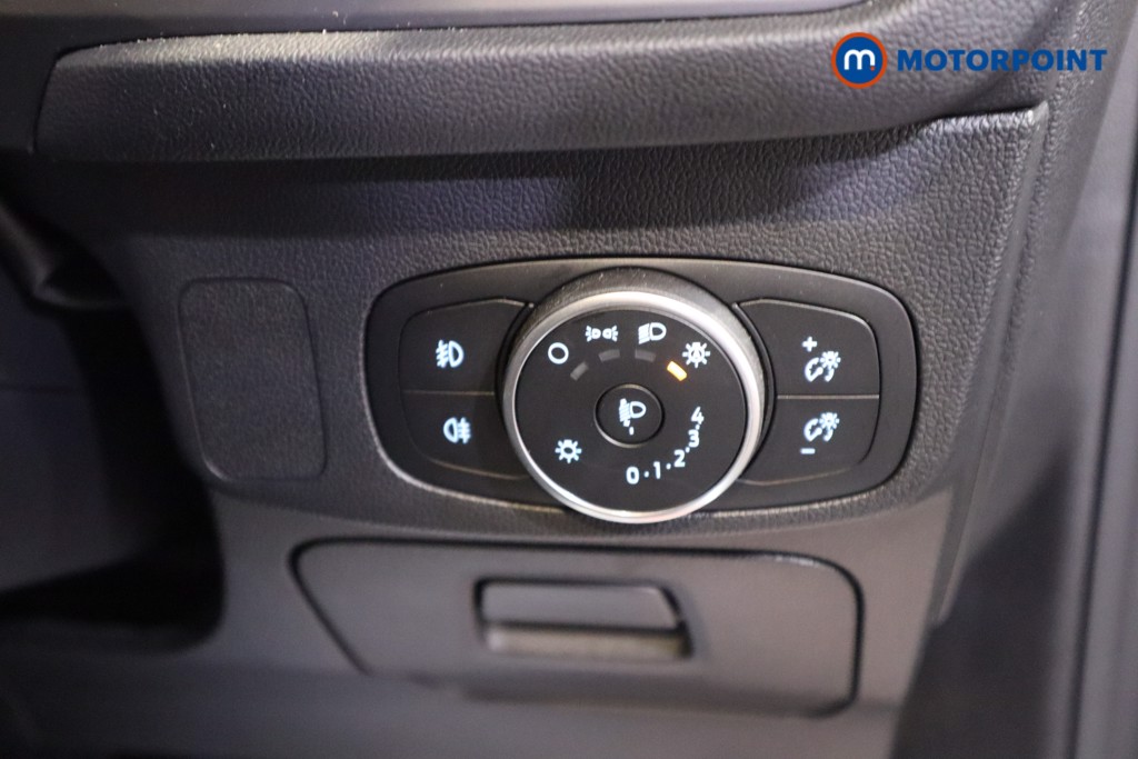 Ford Focus Titanium X Automatic Diesel Hatchback - Stock Number (1586945) - 12th supplementary image