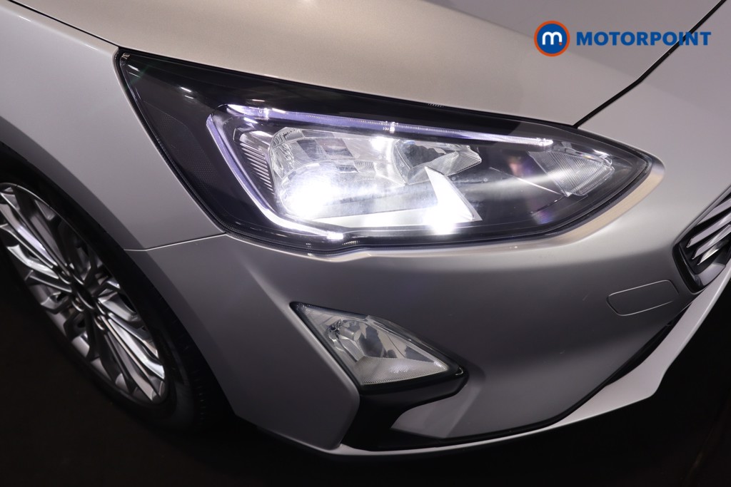 Ford Focus Titanium X Automatic Diesel Hatchback - Stock Number (1586945) - 24th supplementary image