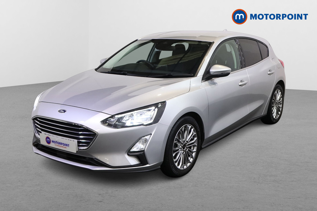 Ford Focus Titanium X Automatic Diesel Hatchback - Stock Number (1586945) - Passenger side front corner