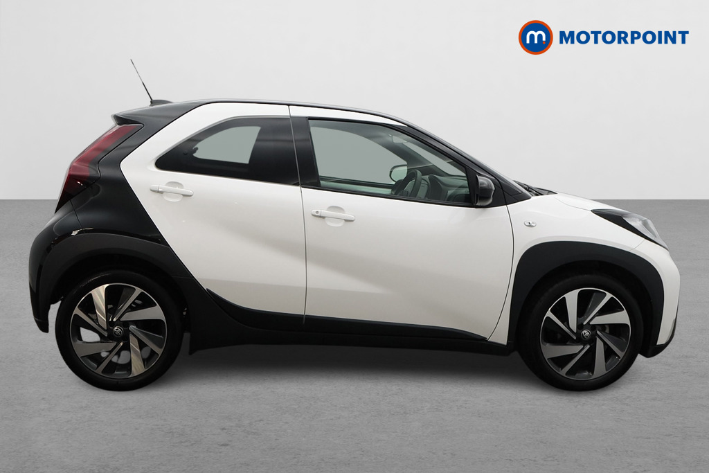 Toyota Aygo X Edge Manual Petrol Hatchback - Stock Number (1586976) - Drivers side