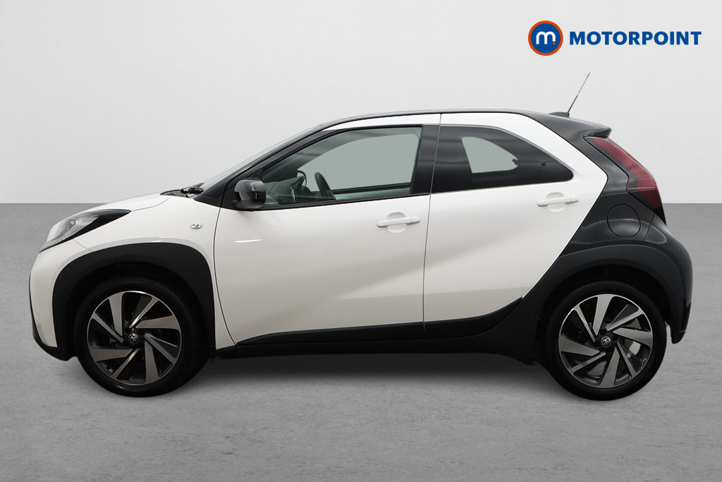 Toyota Aygo X Edge Manual Petrol Hatchback - Stock Number (1586976) - Passenger side