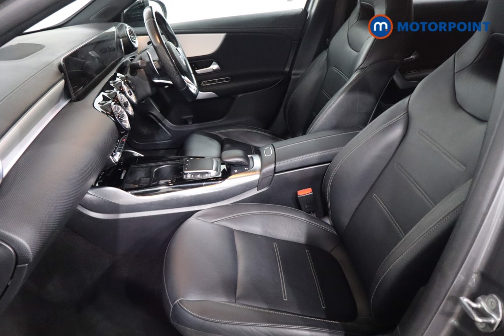 Mercedes-Benz A Class Executive Edition Automatic Petrol Hatchback - Stock Number (1587001) - 4th supplementary image