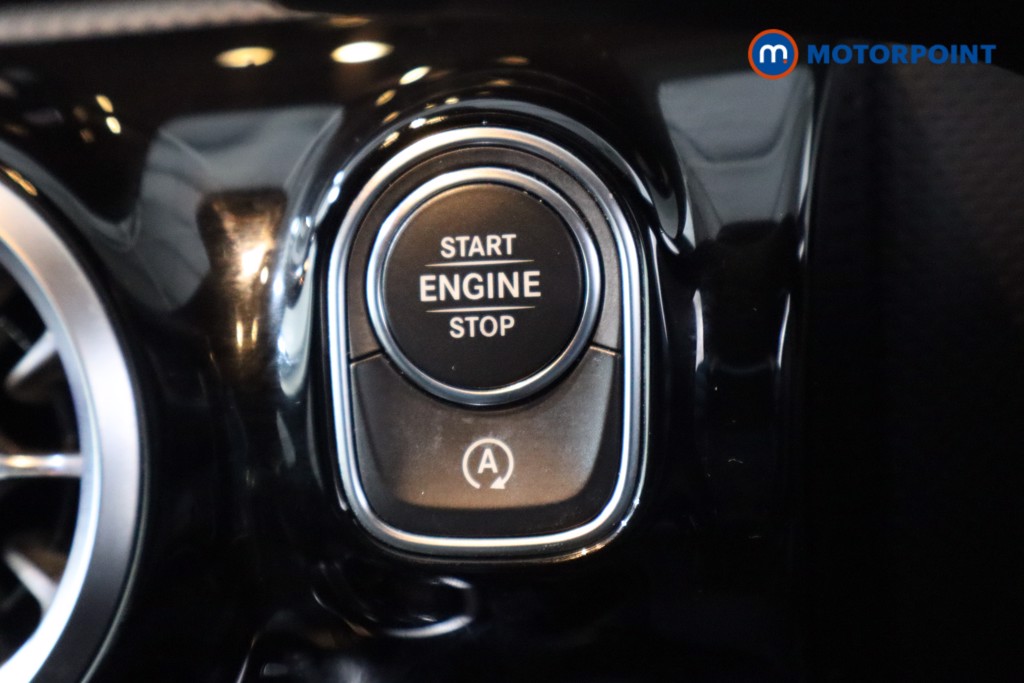 Mercedes-Benz A Class Executive Edition Automatic Petrol Hatchback - Stock Number (1587001) - 13th supplementary image