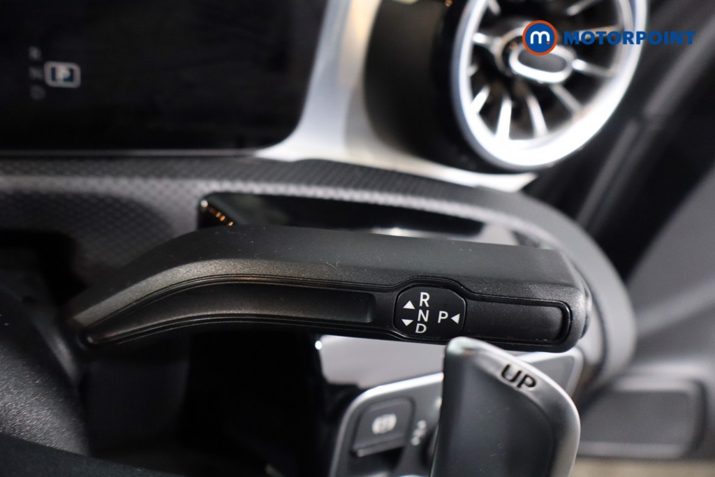 Mercedes-Benz A Class Executive Edition Automatic Petrol Hatchback - Stock Number (1587001) - 14th supplementary image