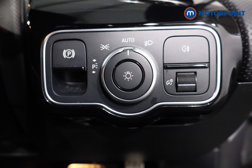 Mercedes-Benz A Class Executive Edition Automatic Petrol Hatchback - Stock Number (1587001) - 22nd supplementary image