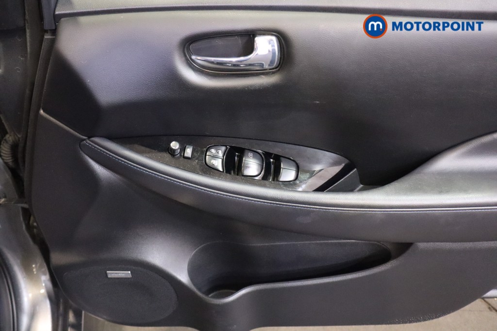 Nissan Leaf Tekna Automatic Electric Hatchback - Stock Number (1587057) - 9th supplementary image
