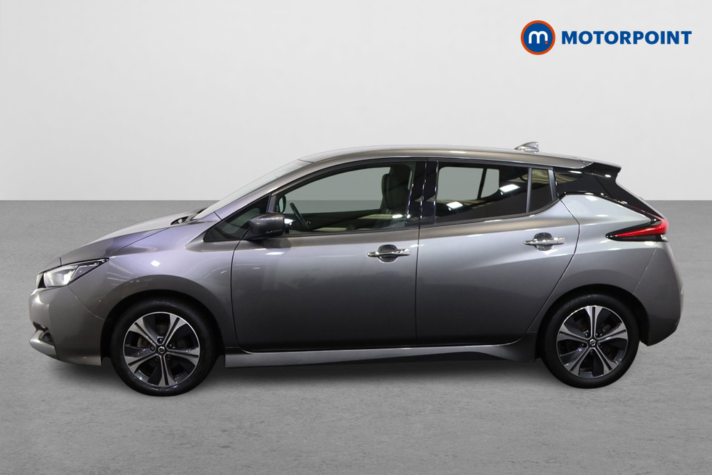 Nissan Leaf Tekna Automatic Electric Hatchback - Stock Number (1587057) - Passenger side