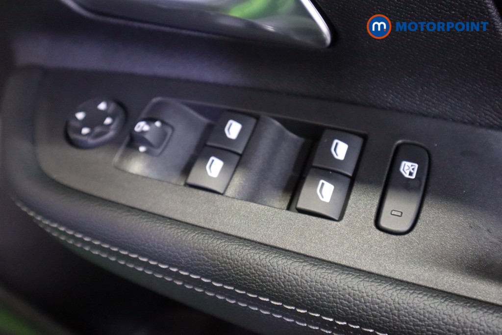 Vauxhall Mokka Ultimate Automatic Electric SUV - Stock Number (1587100) - 11th supplementary image