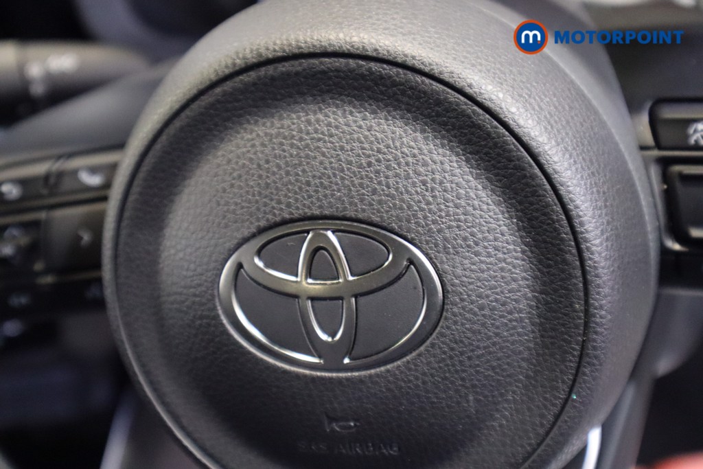 Toyota Yaris Icon Automatic Petrol-Electric Hybrid Hatchback - Stock Number (1587138) - 13th supplementary image