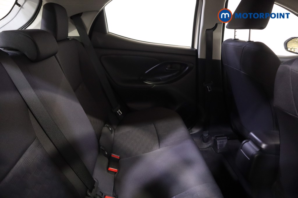 Toyota Yaris Icon Automatic Petrol-Electric Hybrid Hatchback - Stock Number (1587138) - 17th supplementary image