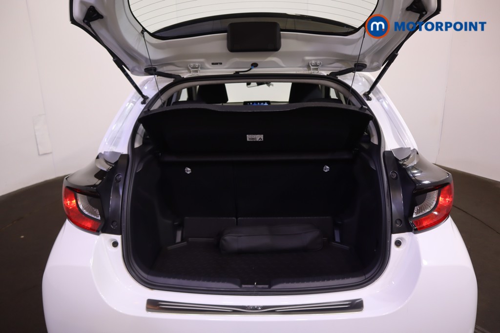 Toyota Yaris Icon Automatic Petrol-Electric Hybrid Hatchback - Stock Number (1587138) - 19th supplementary image