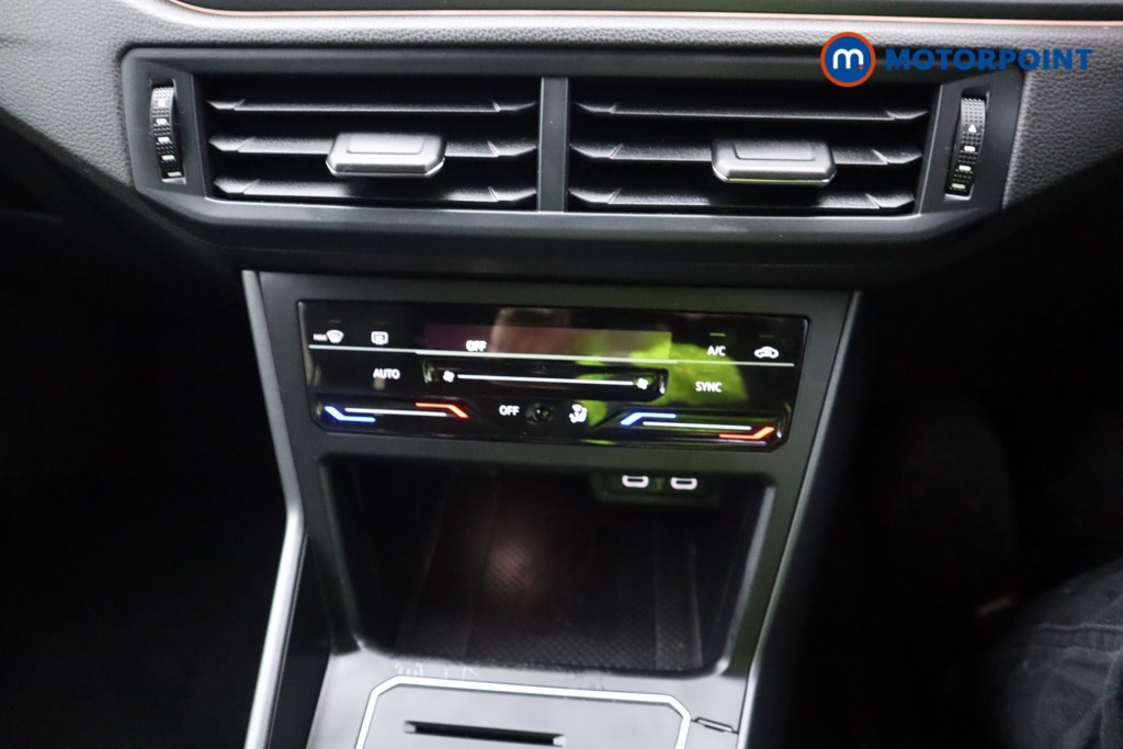 Volkswagen Taigo R-Line Manual Petrol SUV - Stock Number (1587254) - 3rd supplementary image