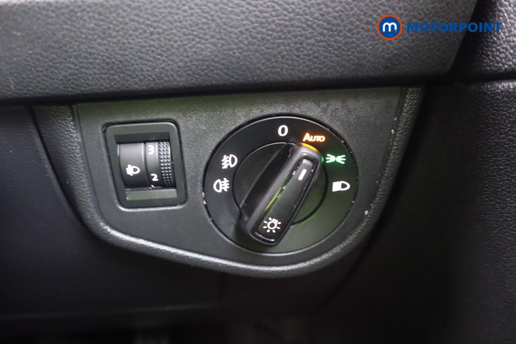 Volkswagen Taigo R-Line Manual Petrol SUV - Stock Number (1587254) - 9th supplementary image