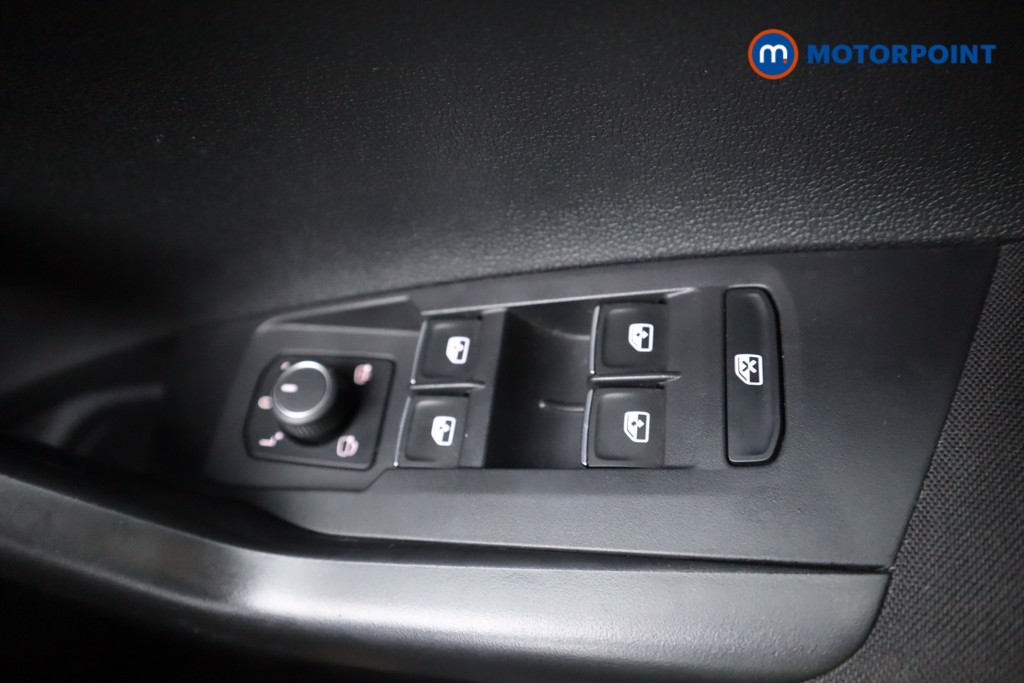 Volkswagen Taigo R-Line Manual Petrol SUV - Stock Number (1587254) - 11th supplementary image