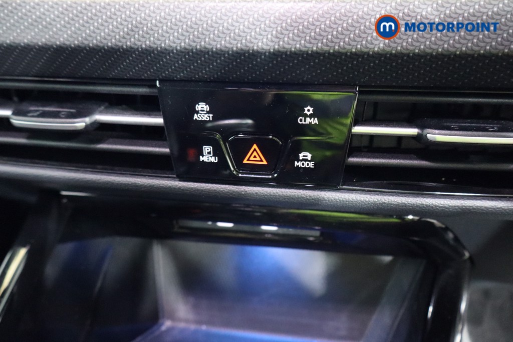 Volkswagen Golf R-Line Manual Petrol Hatchback - Stock Number (1587313) - 13th supplementary image