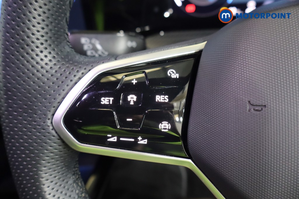 Volkswagen Golf R-Line Manual Petrol Hatchback - Stock Number (1587313) - 15th supplementary image