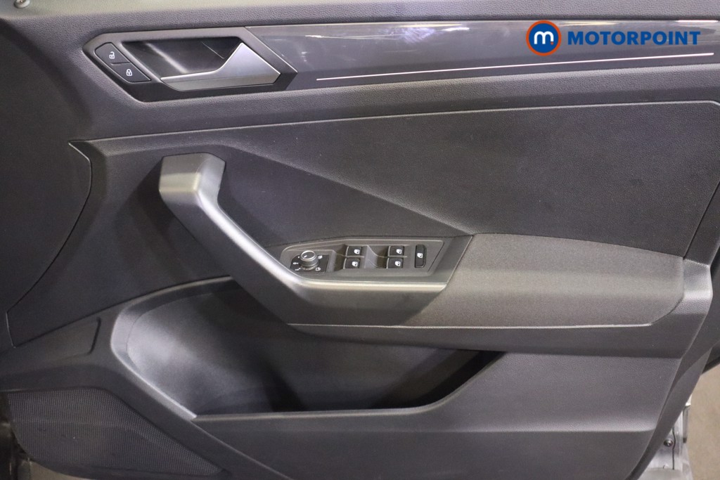 Volkswagen T-Roc SEL Automatic Diesel SUV - Stock Number (1587384) - 13th supplementary image