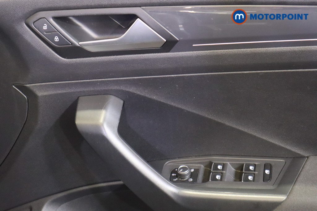 Volkswagen T-Roc SEL Automatic Diesel SUV - Stock Number (1587384) - 14th supplementary image