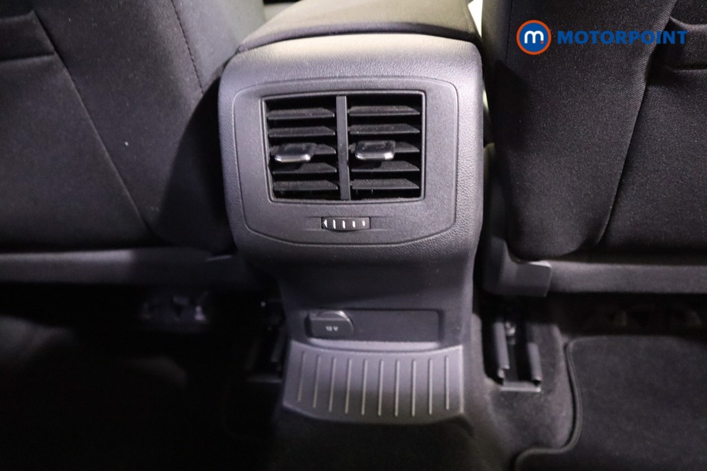 Volkswagen T-Roc SEL Automatic Diesel SUV - Stock Number (1587384) - 28th supplementary image