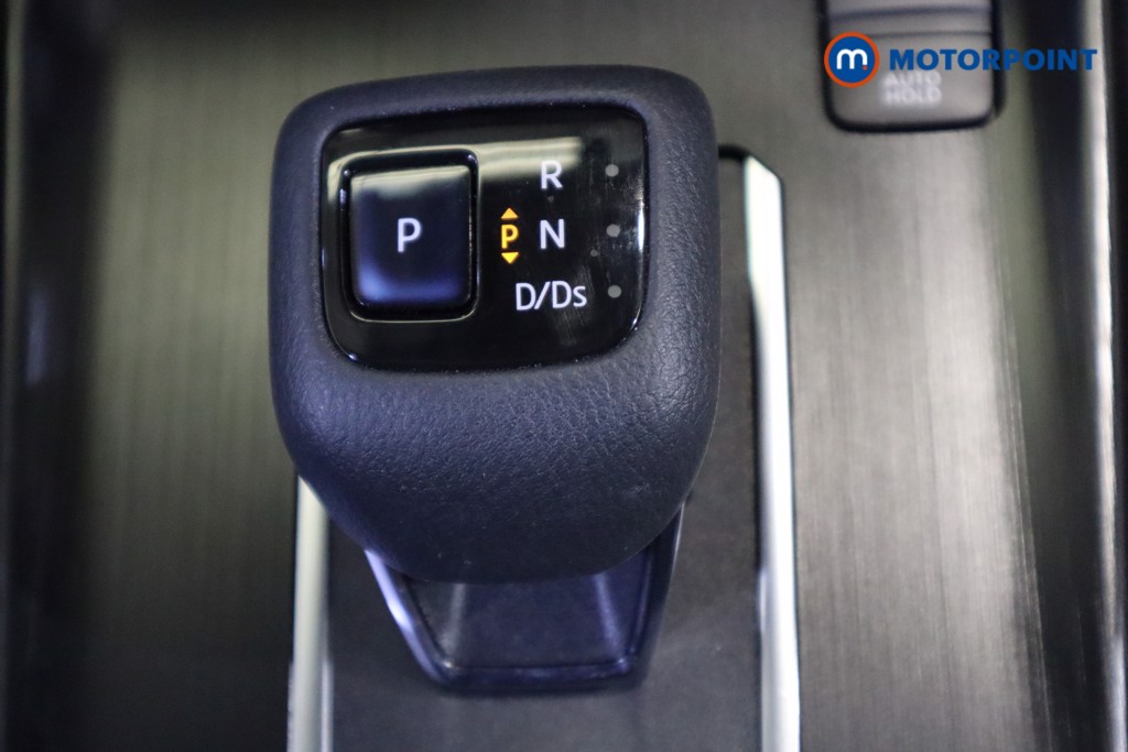 Nissan Qashqai Acenta Premium Automatic Petrol SUV - Stock Number (1587640) - 5th supplementary image