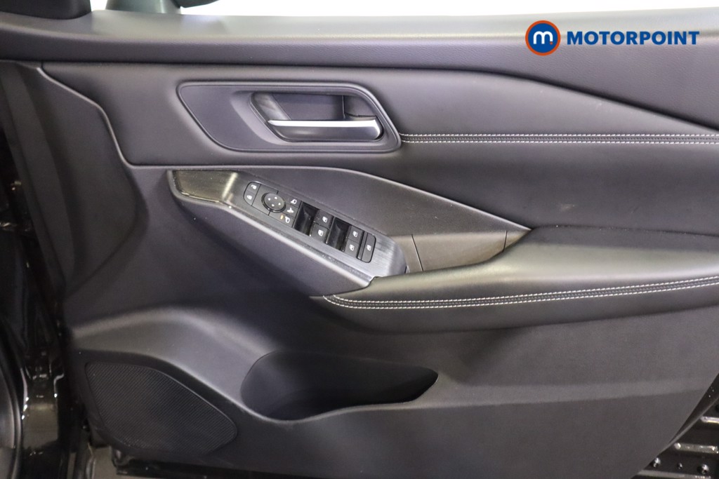 Nissan Qashqai Acenta Premium Automatic Petrol SUV - Stock Number (1587640) - 13th supplementary image