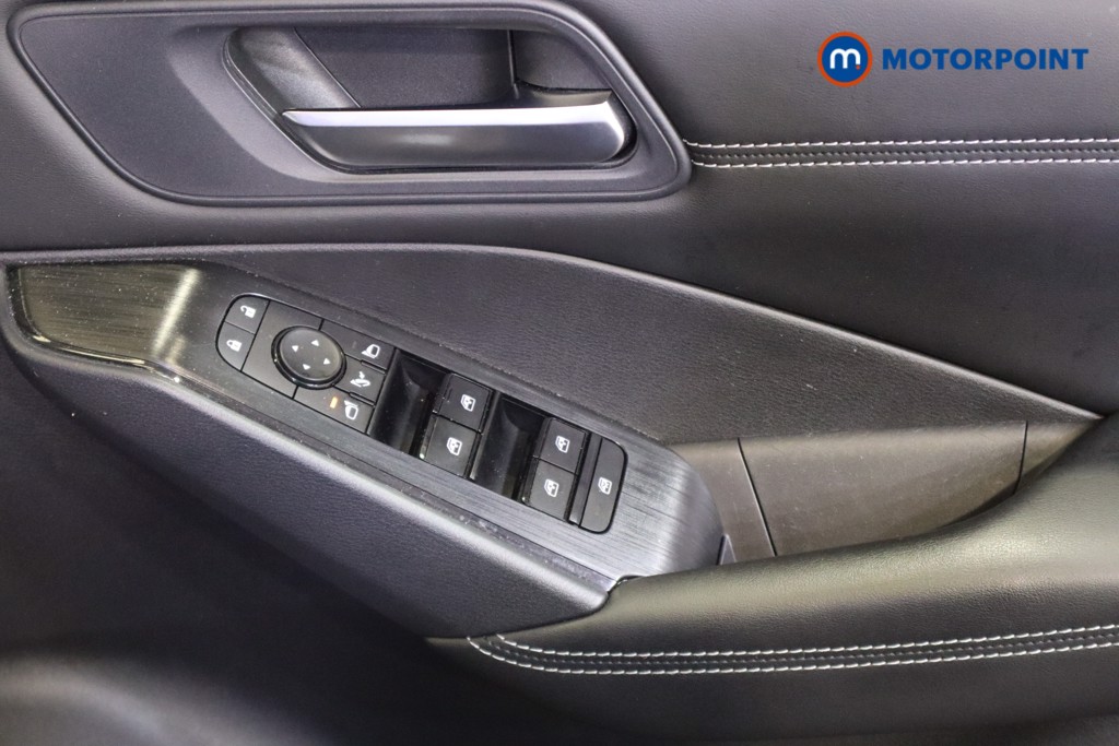 Nissan Qashqai Acenta Premium Automatic Petrol SUV - Stock Number (1587640) - 14th supplementary image